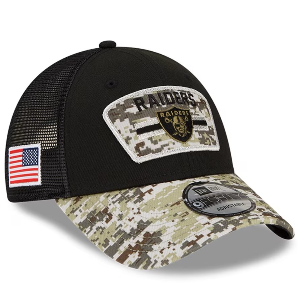 Las Vegas Raiders New Era 2021 Salute To Service Trucker 9FORTY Adjustable Hat